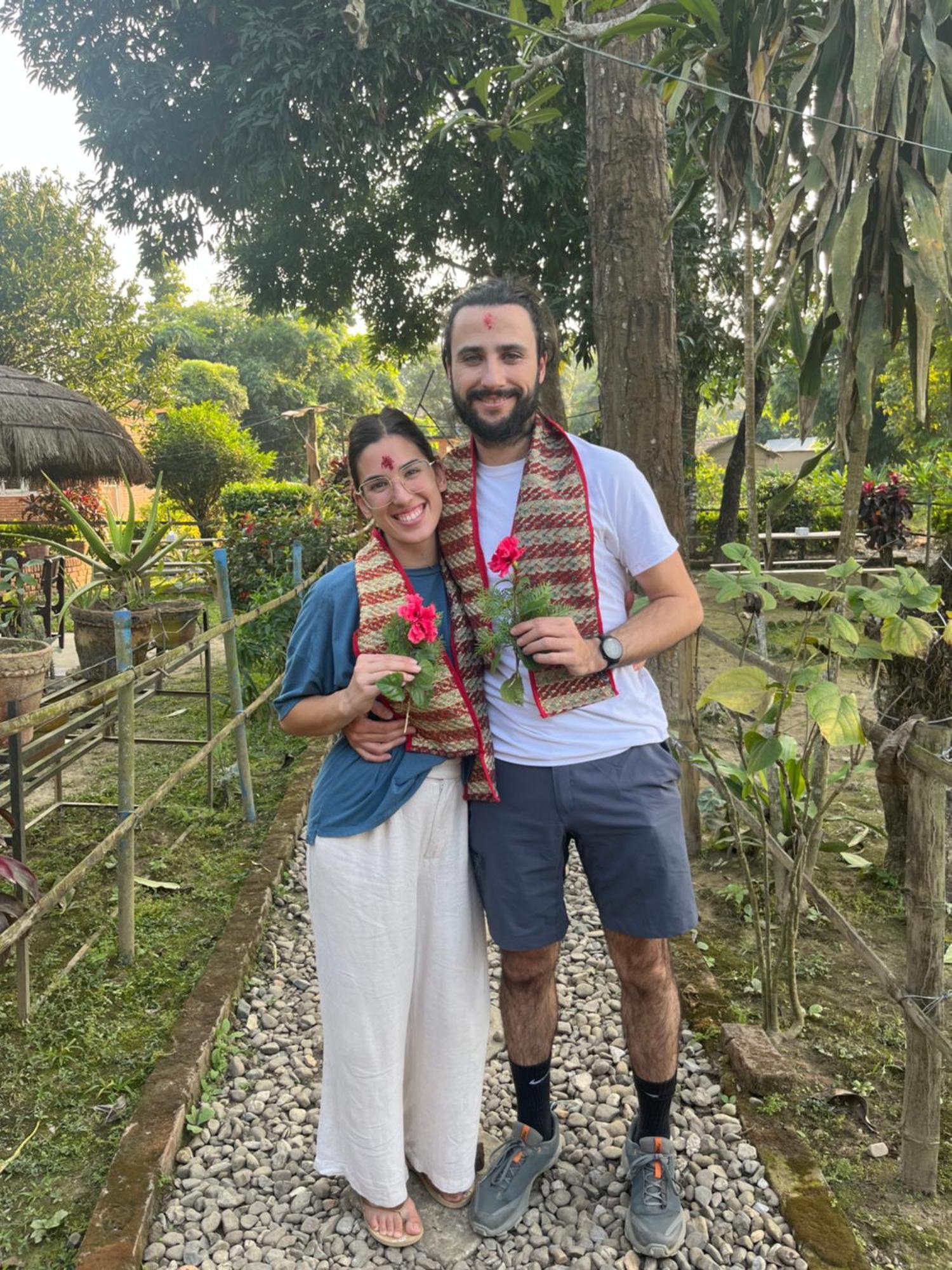 Hotel Tharu Garden, Sauraha Zewnętrze zdjęcie